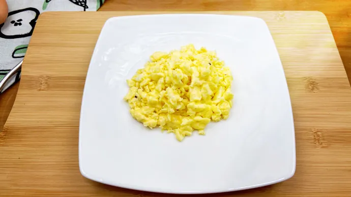 Make Scrambled Eggs in Rice Cooker